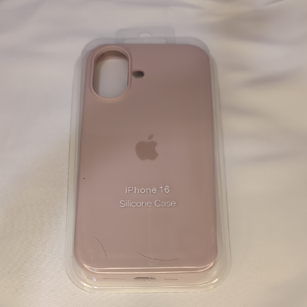 Apple iPhone 16 Case - Soft Pink